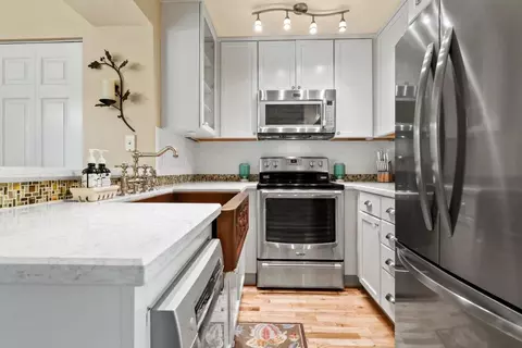 Kitchen - 2701 Subec Ln, Soquel, CA 95073 photo 2 of 5