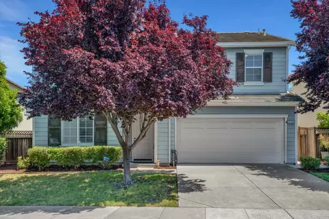 5704 Oakmont Dr, Richmond, CA 94806