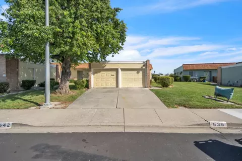 636 Yellowstone Dr, Vacaville, CA 95687