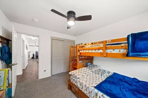 Bedroom - 722 Saint Thomas Pkwy, Redding, CA 96003 photo 4 of 6