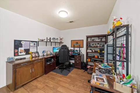 Other - 722 Saint Thomas Pkwy, Redding, CA 96003 photo 5 of 8