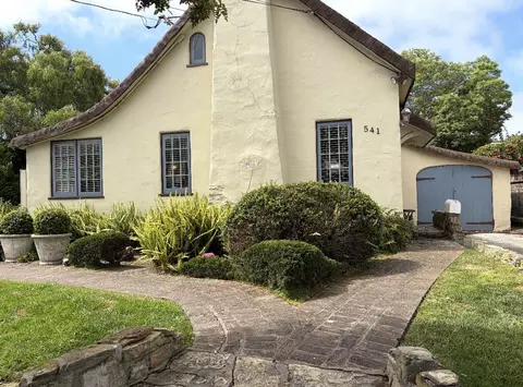 541 539 W Franklin St, Monterey, CA 93940