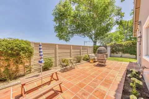 Exterior - 18209 Stonegate Ct, Salinas, CA 93908 photo 5 of 6