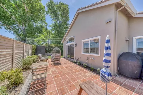Exterior - 18209 Stonegate Ct, Salinas, CA 93908 photo 6 of 6