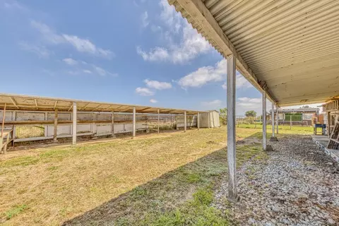 Exterior - 752 A Middlefield Rd A, Salinas, CA 93906 photo 15 of 15