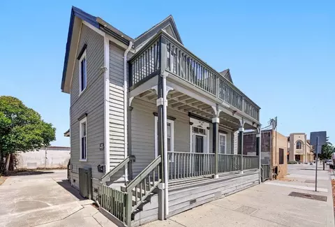 Exterior - 114 2nd St, Watsonville, CA 95076 photo 2 of 8
