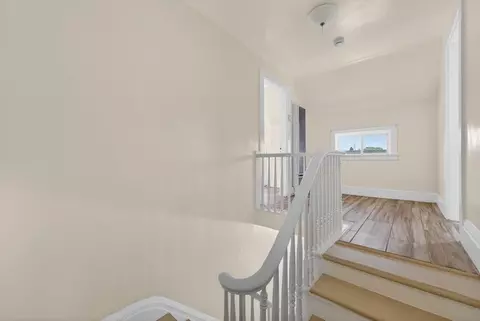 Entry Way - 114 2nd St, Watsonville, CA 95076 photo 5 of 10