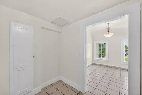 Entry Way - 114 2nd St, Watsonville, CA 95076 photo 8 of 10