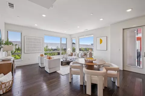 1058 Foster Square Ln 304, Foster City, CA 94404