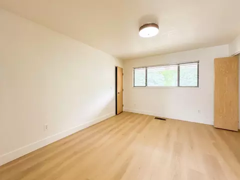 Bedroom - 20521 Upper Hillview Dr, Sonora, CA 95370 photo 2 of 3