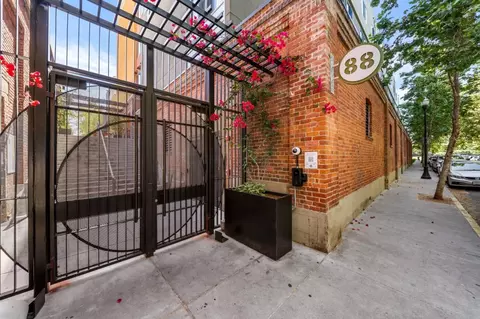 88 Bush St 2206, San Jose, CA 95126