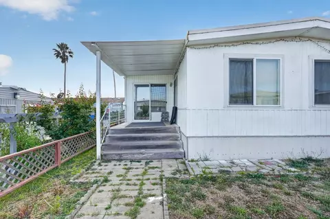 255 E Bolivar 39, Salinas, CA 93906 photo 3