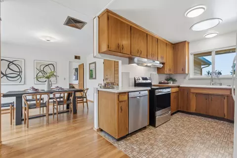 Kitchen - 3905 Fairway Dr, Soquel, CA 95073 photo 1 of 3