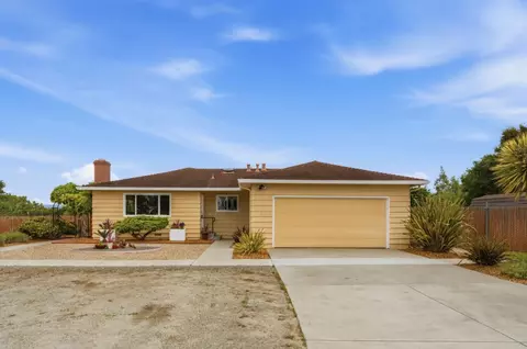 Exterior - 3905 Fairway Dr, Soquel, CA 95073 photo 2 of 5