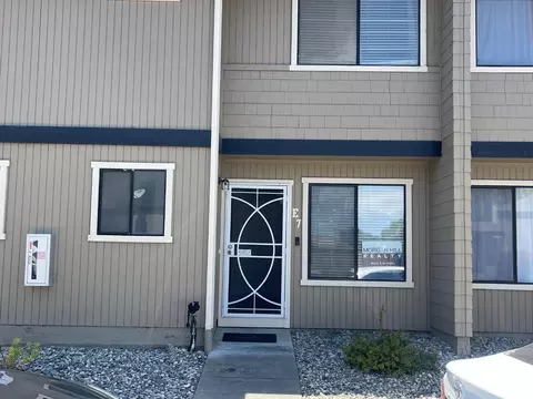 801 Nash Rd E7, Hollister, CA 95023