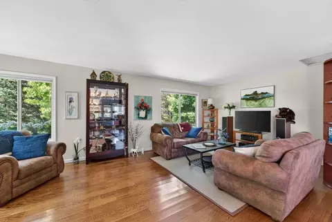 Living - 107 Bar Harbor Ct, Aptos, CA 95003 photo 3 of 4