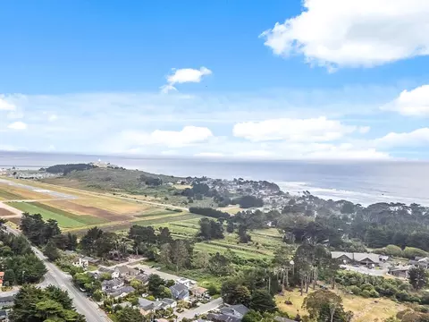 View/Area - 1031 Oak Ave, Moss Beach, CA 94038 photo 3 of 7
