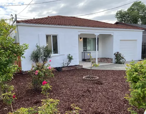3021 Glendale Ave, Redwood City, CA 94063