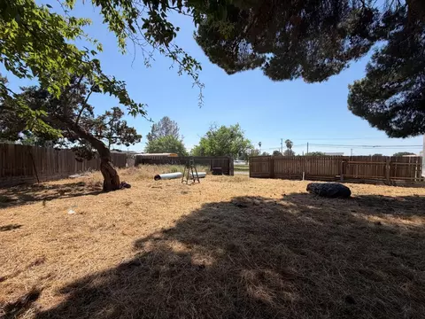 2776 Center St, Stevinson, CA 95374 photo 6