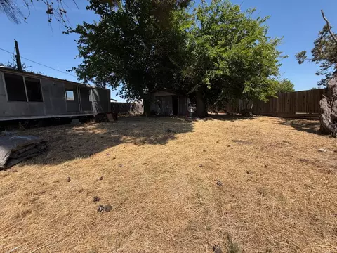 2776 Center St, Stevinson, CA 95374