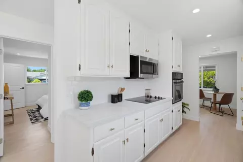Entry Way - 7933 Cranberry Cir, Cupertino, CA 95014 photo 2 of 4