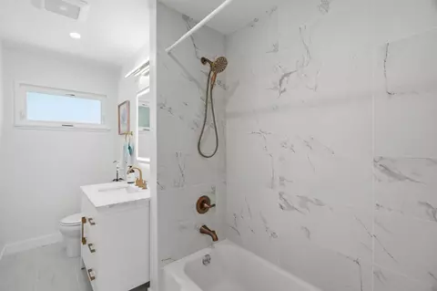 Bath - 7933 Cranberry Cir, Cupertino, CA 95014 photo 3 of 3