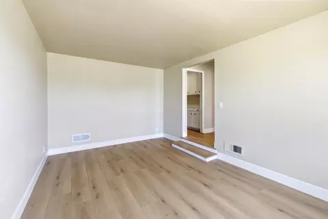 Living - 10 Saint Regis Cir, Salinas, CA 93905 photo 2 of 3