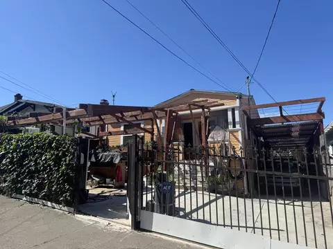 1925 E 27th St, Oakland, CA 94606