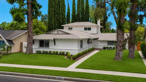 24022 Vanowen St, West Hills, CA 91307
