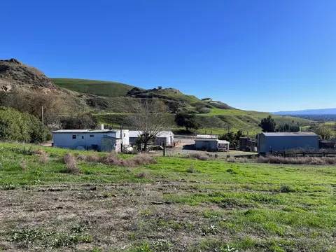 Exterior - 2375 Old Calaveras Rd, Milpitas, CA 95035 photo 13 of 20