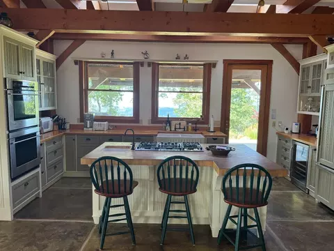 Kitchen - 2251 Folendorf Rd, Murphys, CA 95247 photo 1 of 1