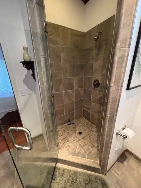 Bath - 2251 Folendorf Rd, Murphys, CA 95247 photo 5 of 6