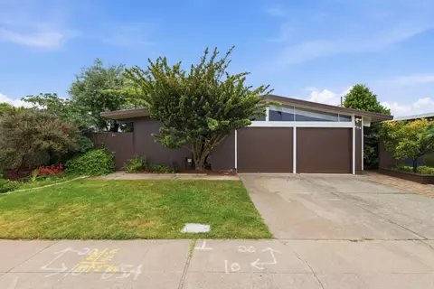 692 Edna Way, San Mateo, CA 94402