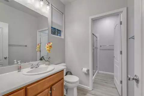 Bath - 310 Ashlee Ave, Tracy, CA 95391 photo 3 of 3