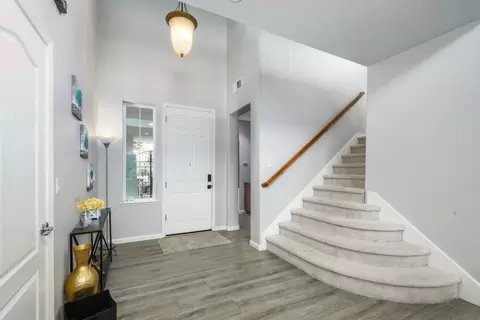 Entry Way - 310 Ashlee Ave, Tracy, CA 95391 photo 4 of 7