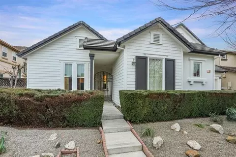 Exterior - 310 Ashlee Ave, Tracy, CA 95391 photo 8 of 10