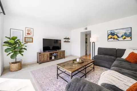 Living - 1499 Terra Nova Blvd, Pacifica, CA 94044 photo 5 of 5