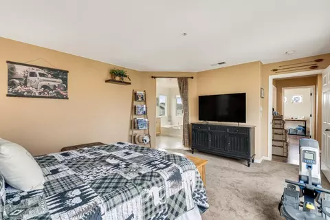 Bedroom - 75 Paseo Dr, Watsonville, CA 95076 photo 4 of 4
