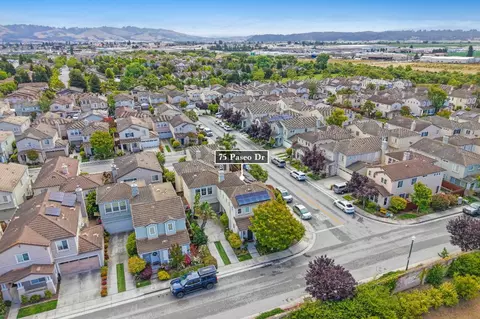 View/Area - 75 Paseo Dr, Watsonville, CA 95076 photo 4 of 5