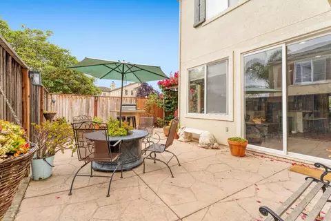 Exterior - 75 Paseo Dr, Watsonville, CA 95076 photo 3 of 6