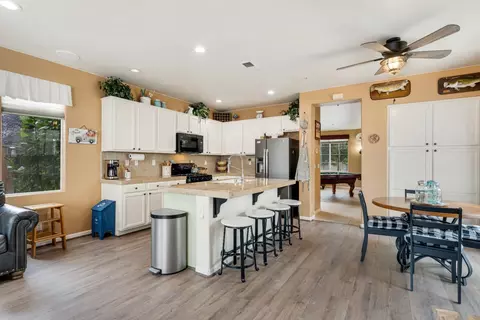 Kitchen - 75 Paseo Dr, Watsonville, CA 95076 photo 2 of 4