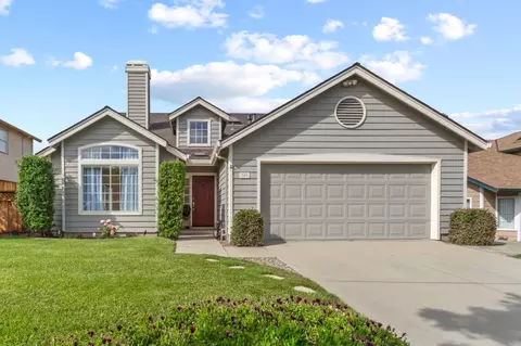 789 Danbury St, Salinas, CA 93906