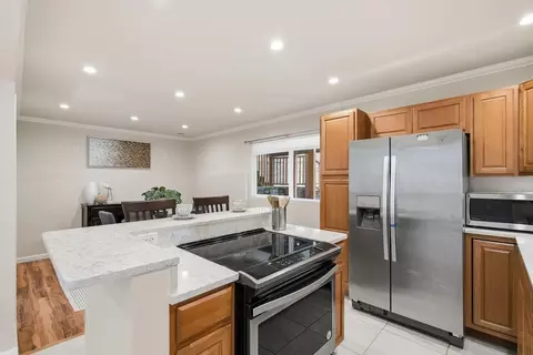 Kitchen - 1352 Oddstad Blvd, Pacifica, CA 94044 photo 6 of 8