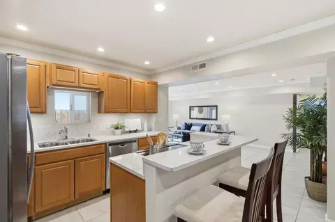 Kitchen - 1352 Oddstad Blvd, Pacifica, CA 94044 photo 5 of 8