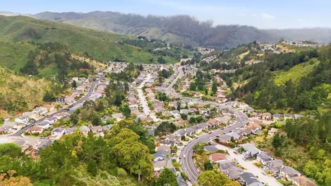 View/Area - 1352 Oddstad Blvd, Pacifica, CA 94044 photo 3 of 8