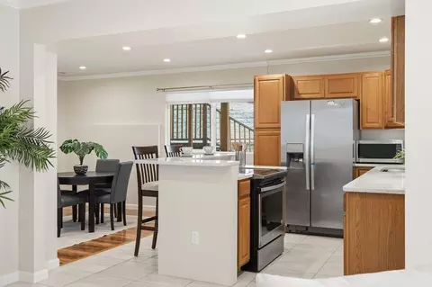 Kitchen - 1352 Oddstad Blvd, Pacifica, CA 94044 photo 8 of 8