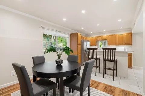 Dining - 1352 Oddstad Blvd, Pacifica, CA 94044 photo 3 of 3