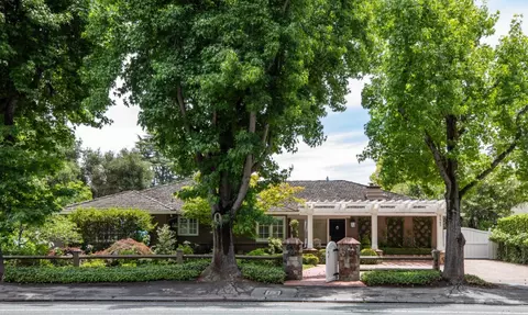 1445 Valparaiso Ave, Menlo Park, CA 94025
