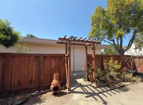 Exterior - 2 Mayapple Way, Irvine, CA 92612 photo 7 of 7