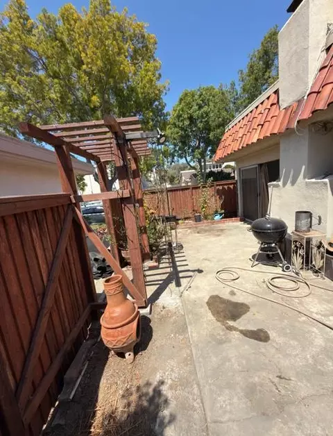 Exterior - 2 Mayapple Way, Irvine, CA 92612 photo 6 of 7